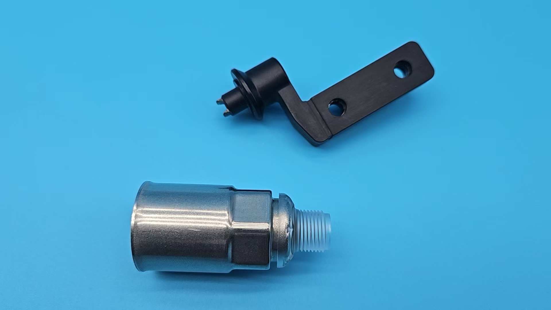Overmolded parts — Fides Global Link